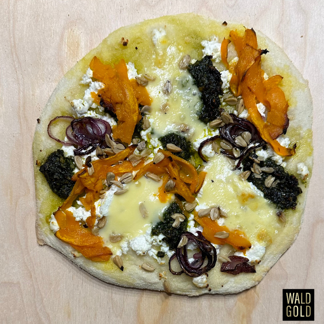 Kürbis-Pizza mit Bärlauch Bucheckernpesto