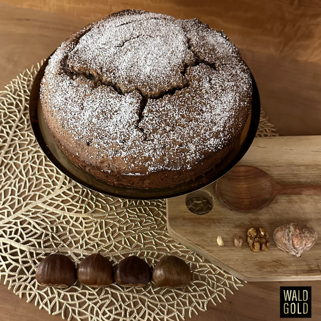 Maroni-Kuchen mit Bucheckern, Hasel- sowie Walnuss und Schokolade